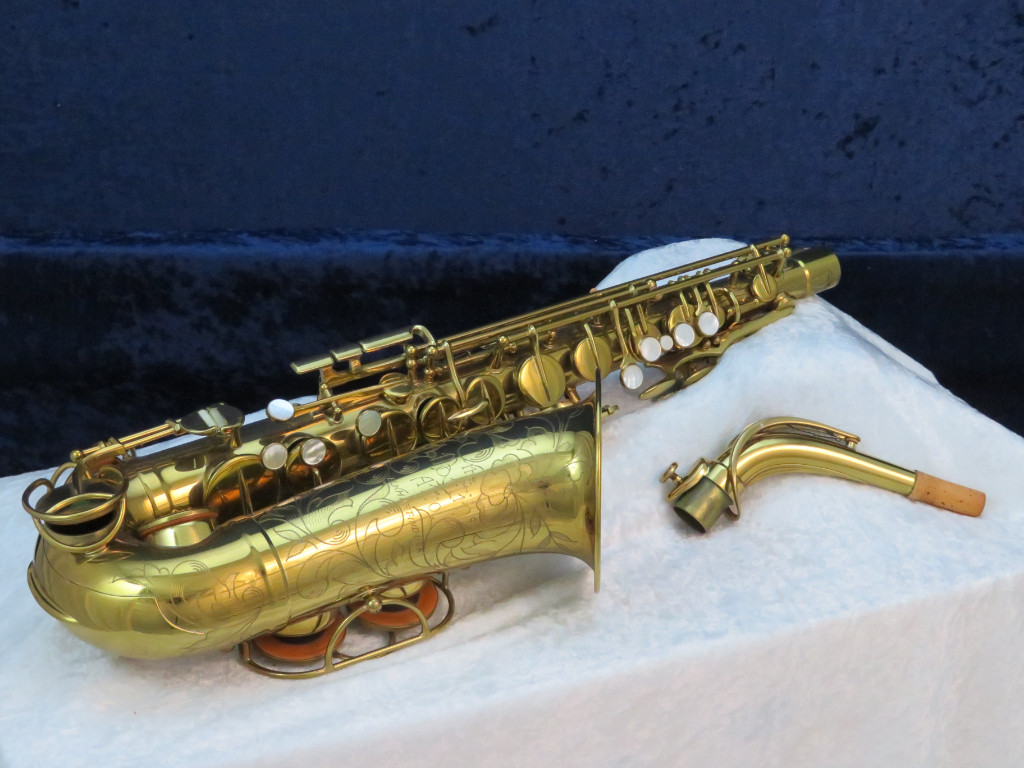 Martin The Martin Alto Saxophone 1953 Serial #186223 | Musical