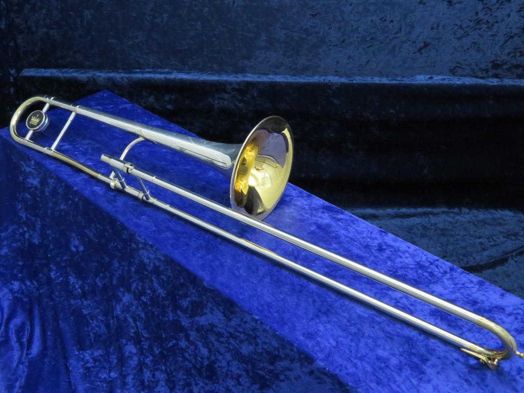 King 3B Concert Silversonic Two Tone Trombone 1970's Serial