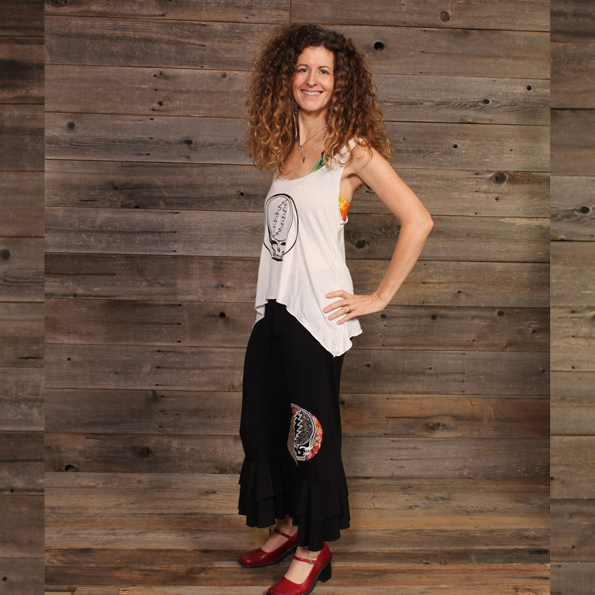 STEAL YOUR FACE CAPRI’S Cotton Ruffle Capri with Grateful Dead Embroidery On One Leg