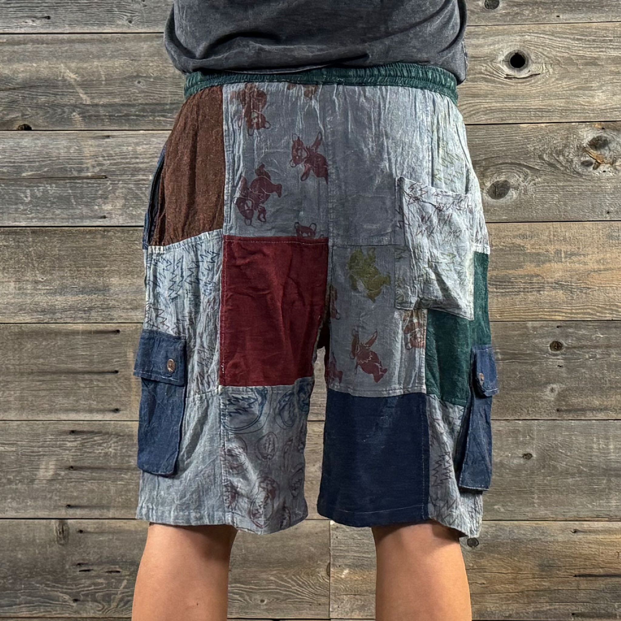 PLAYIN' SHORTS Grateful Dead Men's Cotton Patchwork Solid & GD Print Shorts