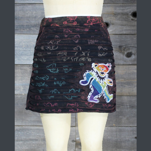 VIOLA LEE MINI SKIRT Stonewashed Cotton Lycra Razor Cut Skirt With Attached Pocket w/Grateful Dead Baer Print & Rainbow Bear Embroidery