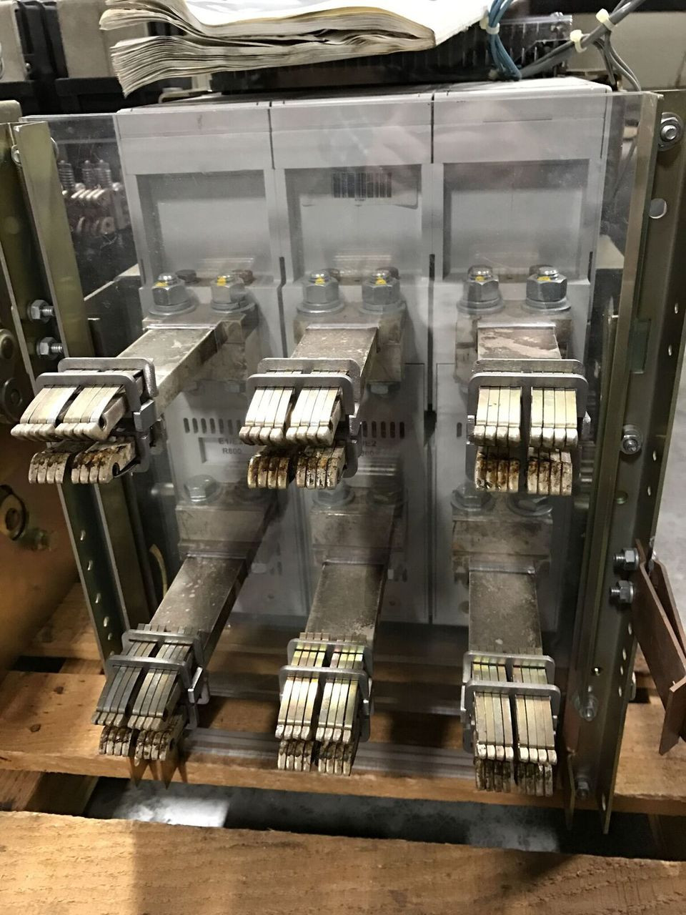 E2NA12 ABB SACE E2 1200 AMP FRAME 800 AMP TRIP CIRCUIT BREAKER