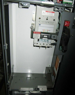 Allen Bradley 2100 Centerline MCC Bucket, Breaker Feeder 400 Amp 140G Series Allen Bradley 2100 Centerline MCC Bucket, Breaker Feeder 400 Amp 140G Series