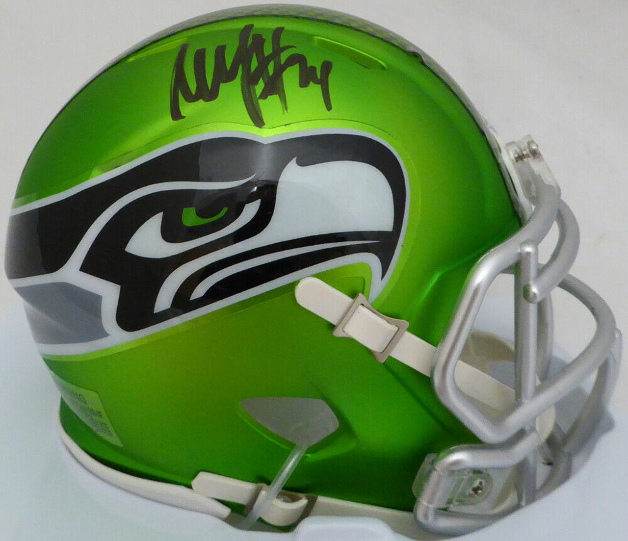 marshawn lynch autographed helmet