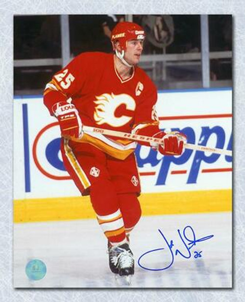 Joe Nieuwendyk Flames Signed Action 8x10 Photo