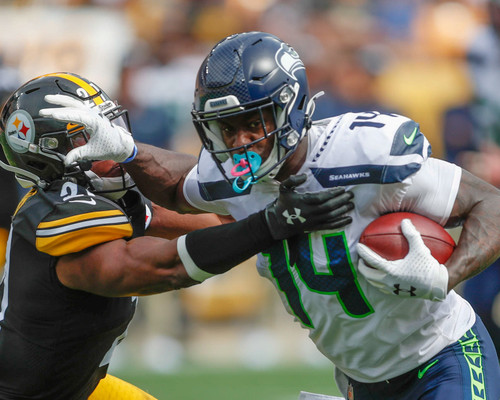 DK Metcalf Seattle Seahawks Autographed  16x20 Stiff Arm Photo