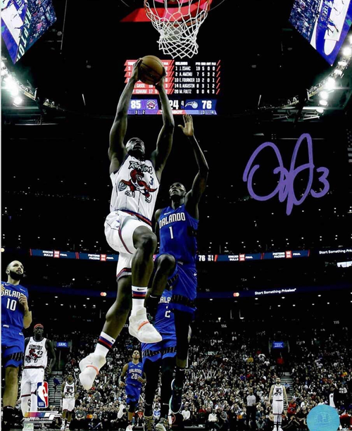 OG Anunoby Toronto Raptors  Autographed Retro Jersey Dunk  8x10 Photo
