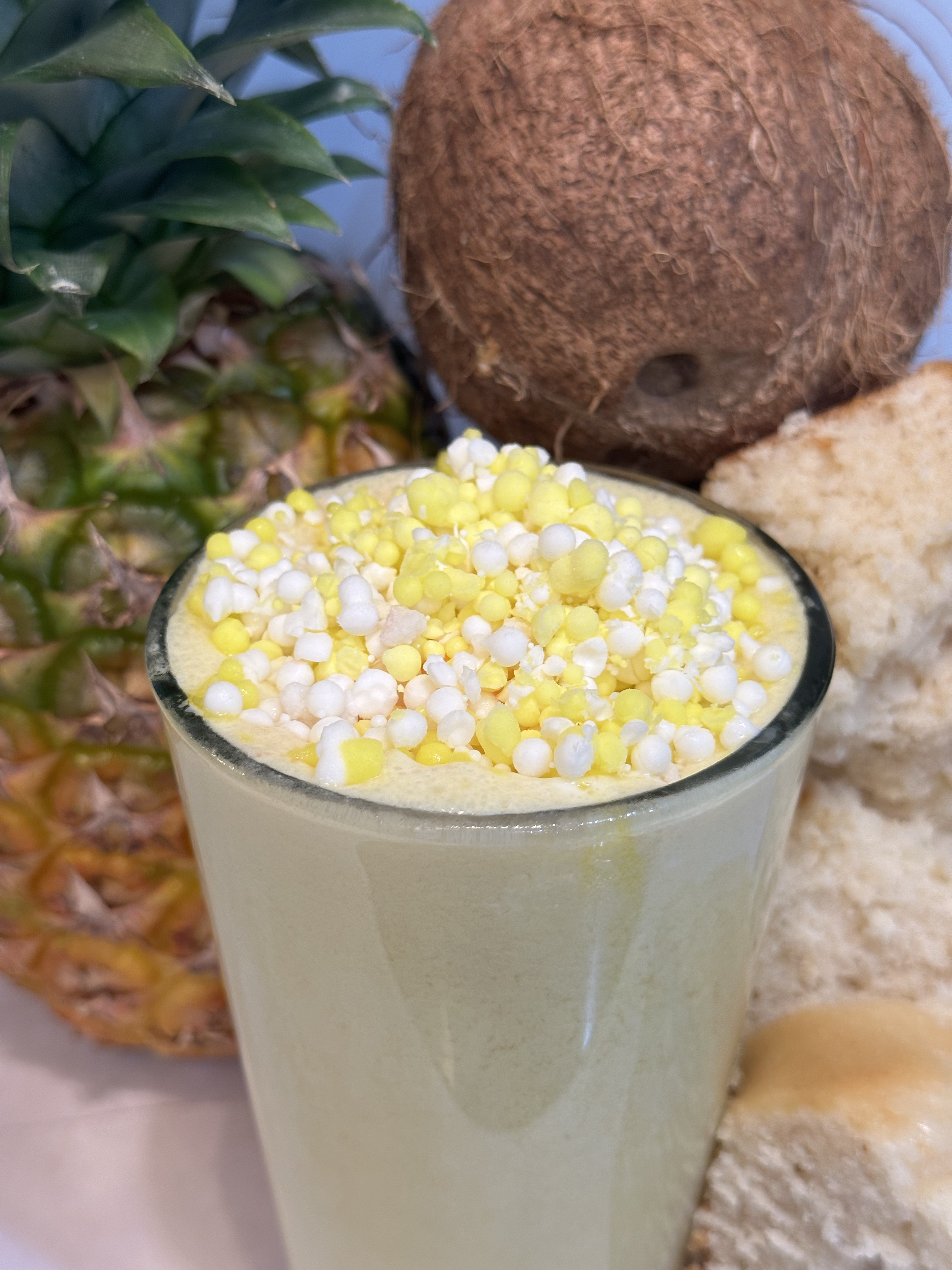 Hawaiian Crumble Milkshake - Dippin' Dots