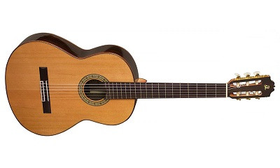 CLASSICAL A10 SOLID CEDAR TOP Admira