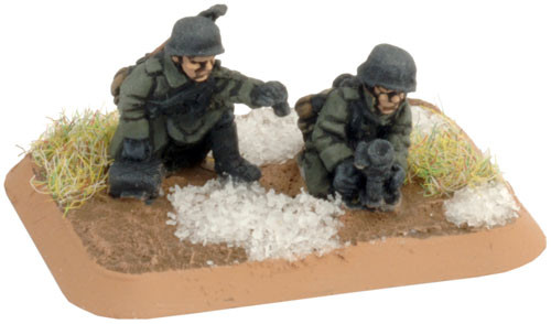 German Light Mortar Team (Greatcoat)