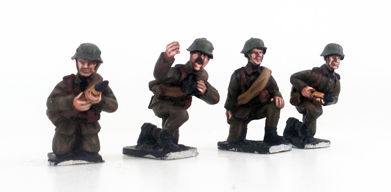 Hungarian Anti-tank Gun Crew - HUN010