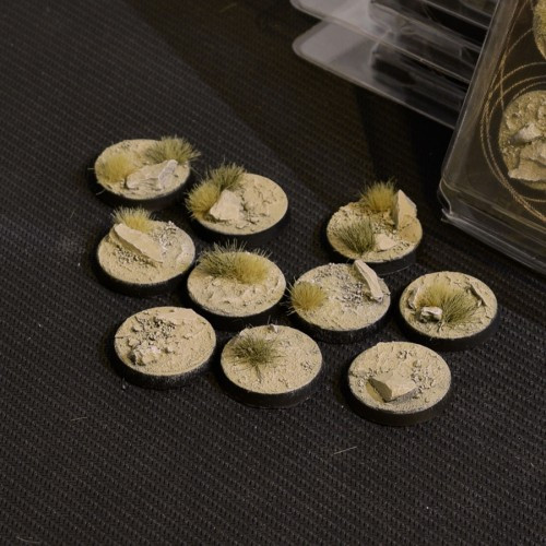 25mm Round Arid Steppe Bases x10