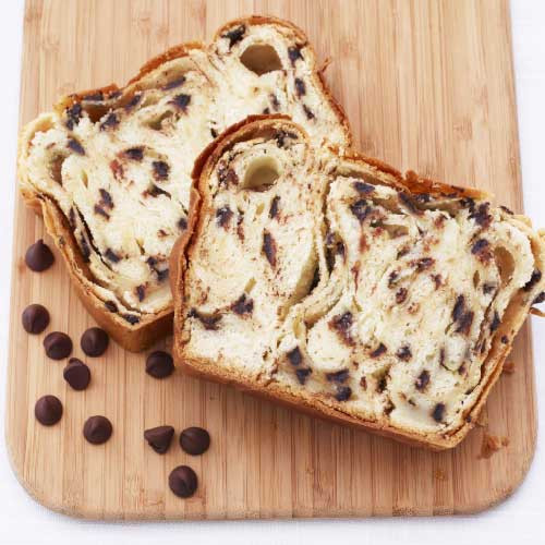 Strawberry Hill Chocolate Chip Cream Cheese Slice Strawberry Hill Chocolate Chip Cream Cheese Slice