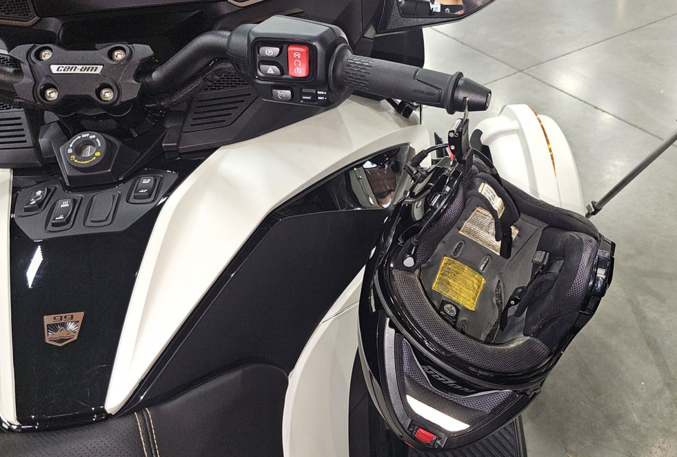 Lidlox Kit for the 2924+ Can-Am Spyder