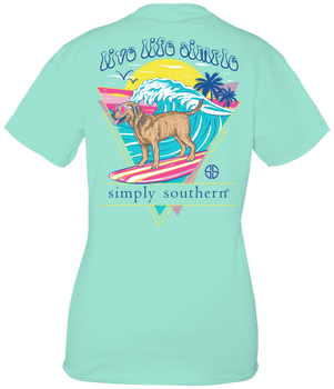 https://cdn11.bigcommerce.com/s-mdle1ql08i/images/stencil/350x350/products/6650/9525/SS-SURFDOG-SURF-live-life-simple-surf-dog-simply-southern-t-shirt-tee-3__14284.1642359250.png?c=2