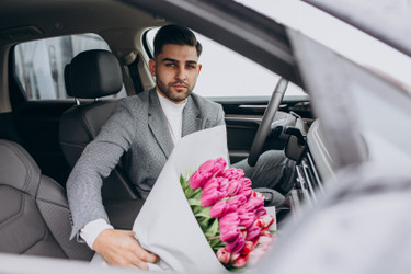 11 Amazing Gifts for Car Guys That Aren't Boring