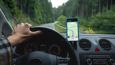 7 Legal Places to Put a Phone Holder in a Car (Avoid Fines)