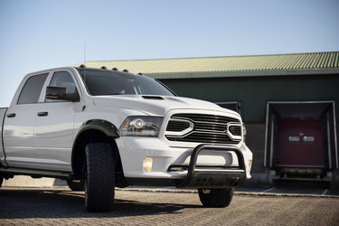 Best Phone Mount for Ford F-150: What Stays Stable on Rough Roads