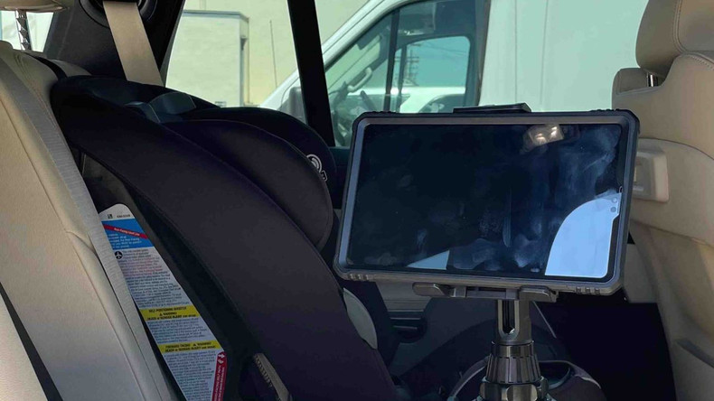 Buy the Best Tablet Car Mount for Your Car