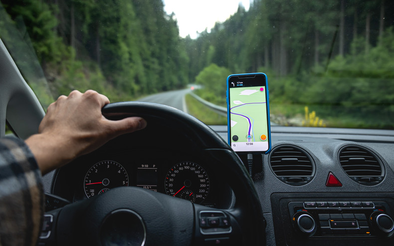 8 Best Off Road Phone Mounts for a Powerful, Secure, and Worry-Free Adventure