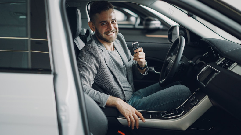 Gifts for New Drivers: 11 Practical Picks That Make Their First Car Experience Safer and Smarter