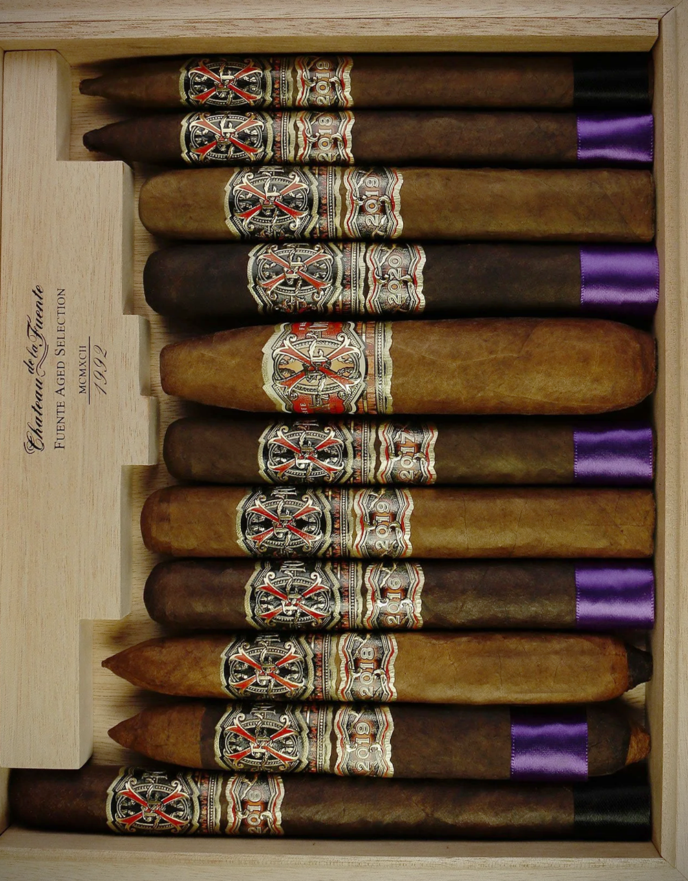 Fuente Fuente Opus X Heaven and Earth Opus XI Box Open