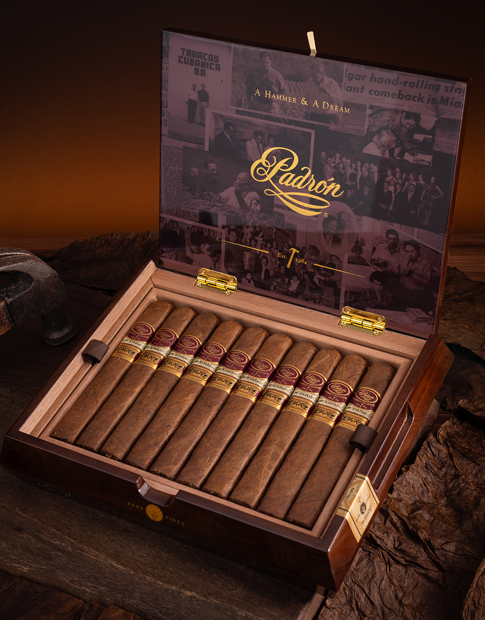 Padrón Rare Finds “A Hammer & A Dream” Natural Box Open Mood