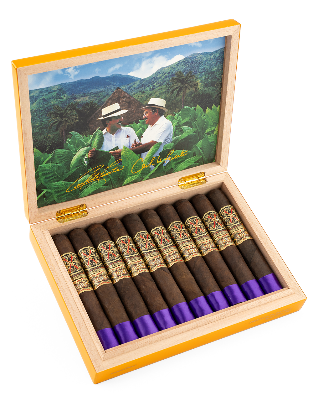 Opus X Tauros The Bull Maduro Box Open