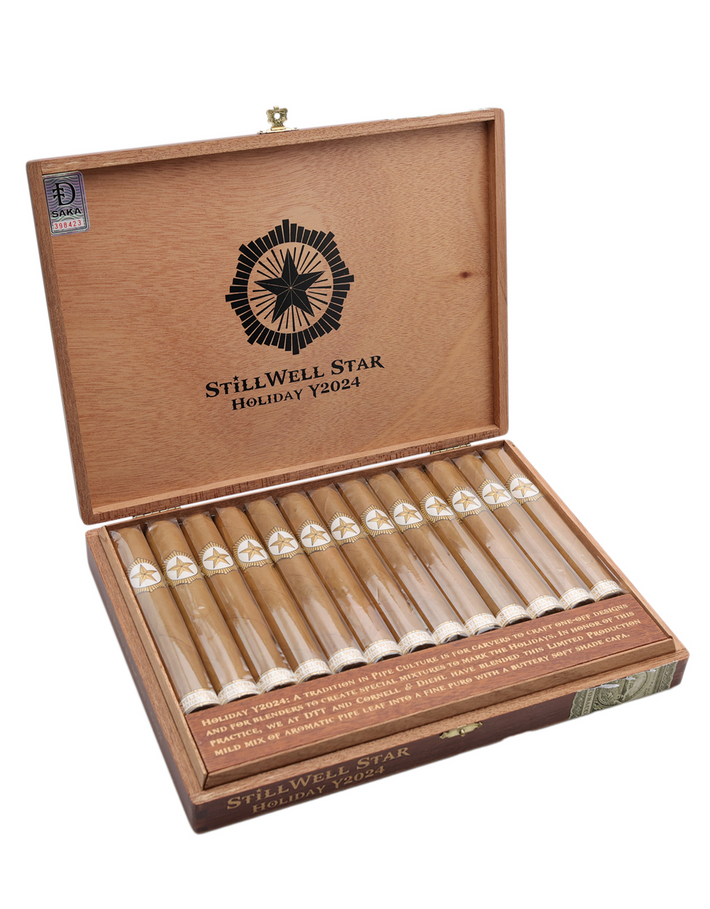 StillWell Star Holiday Y2024 Box Open