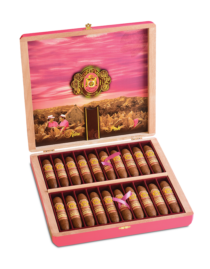 Arturo Fuente Rare Pink Vintage 1960s Series Queen of Hearts Box Open
