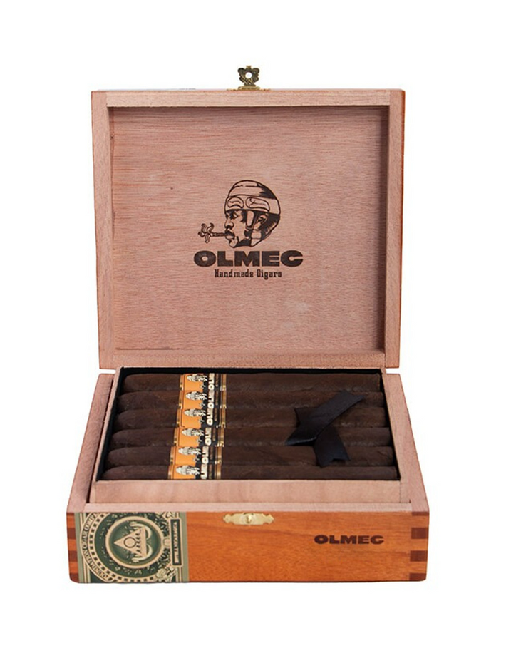 Foundation Olmec Maduro Robusto Box Open