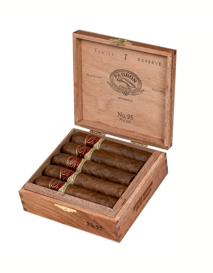 Padron Family Reserve 95 Years Natural Box Open