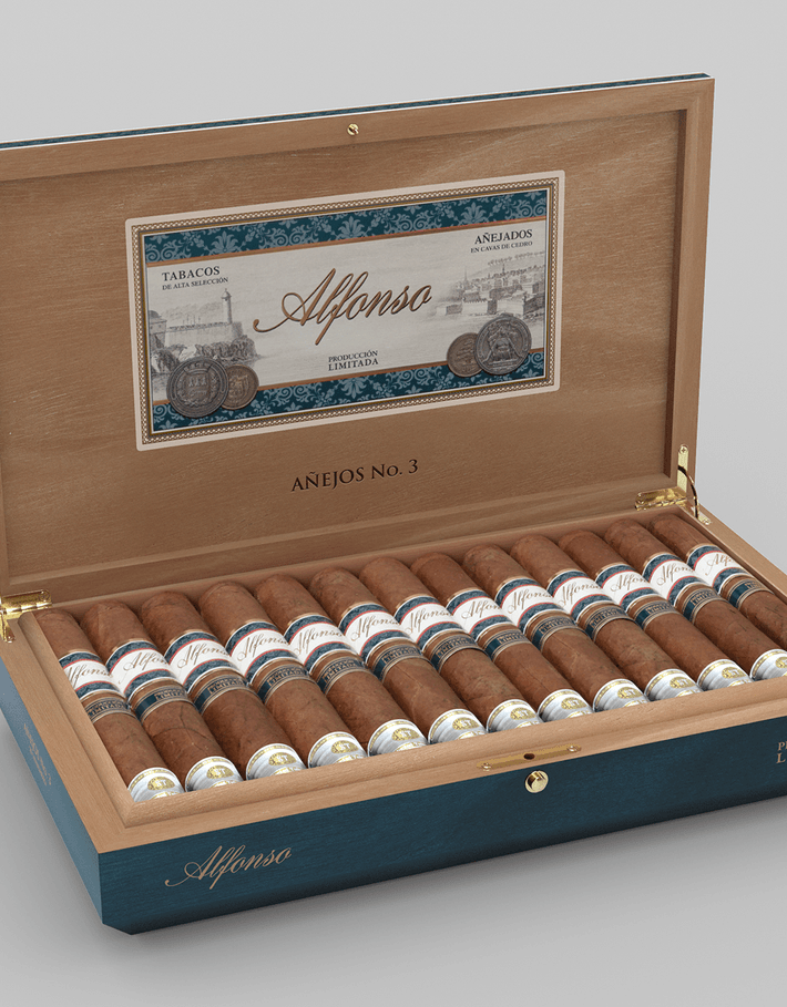 Alfonso Extra Anejo 3 Box Open