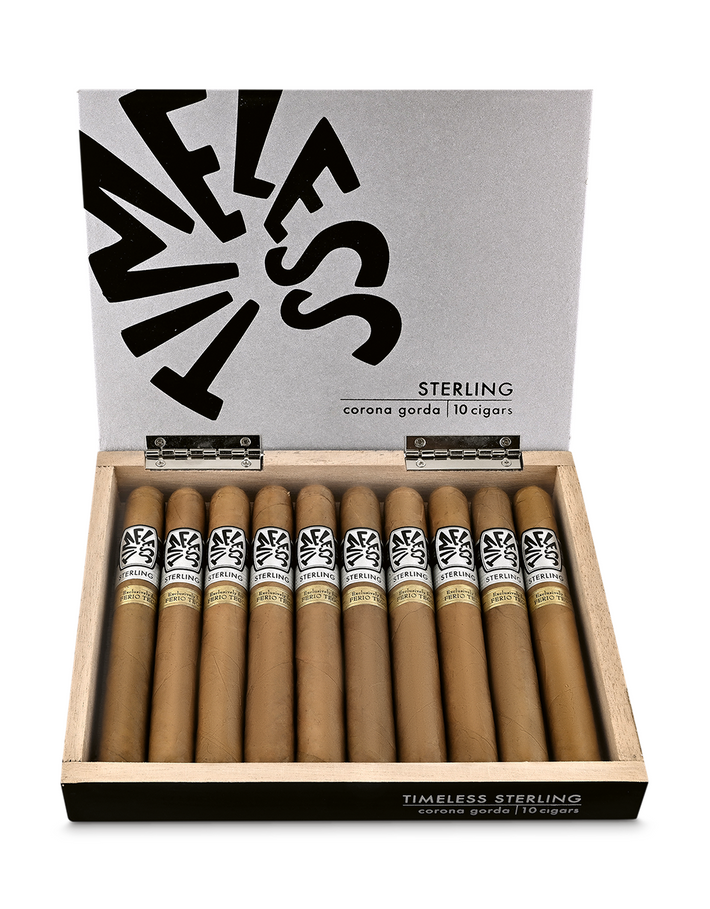 Ferio Tego Sterling Corona Gorda Box Open
