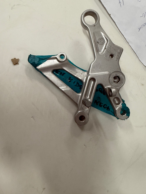 APRILIA TUONO 1000 V4  RIGHT FOOTPEG MOUNT 