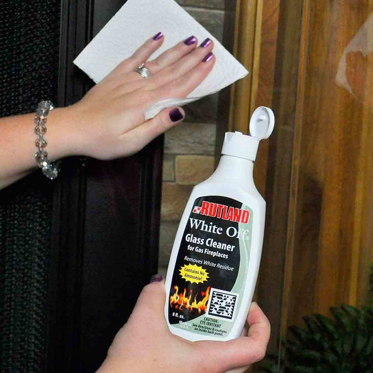 FIREPLACE GLASS CLEANER