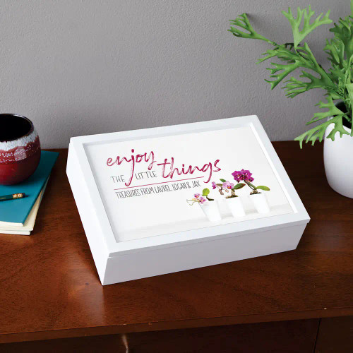 Personalized keepsake box for mom or grandma