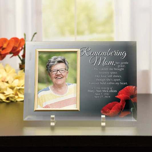 Remembering Mom glass memorial picture frame holding a 4x6 photo, an elegant personalized tribute for loss of a mother