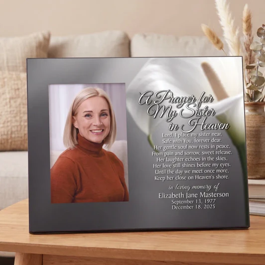A Prayer for My Sister memorial frame with heartfelt prayer, personalized with her name, holds a 4x6 photo