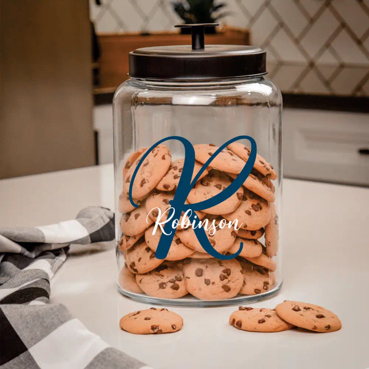 Personalized Glass Cookie Jar has family last name and initial