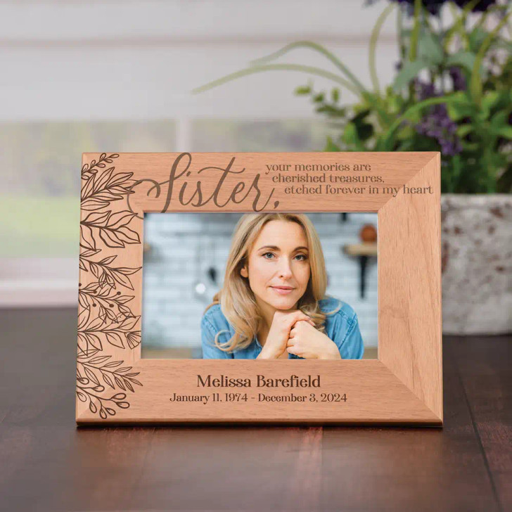 Personalized A Sister's Memory alder wood memorial picture frame with engraved name