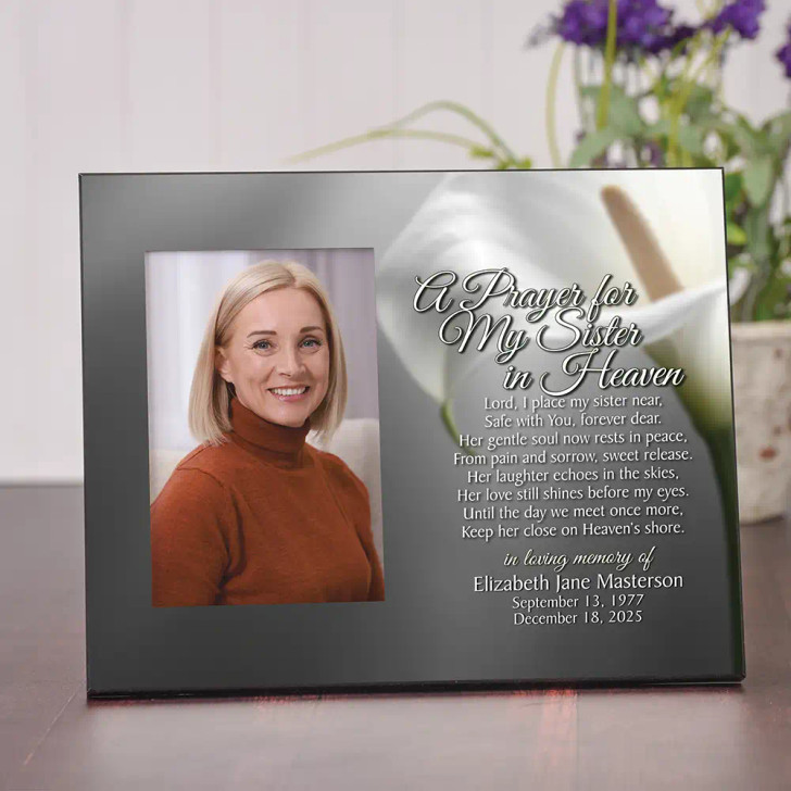 A Prayer for My Sister memorial frame with heartfelt prayer, personalized with her name, holds a 4x6 photo