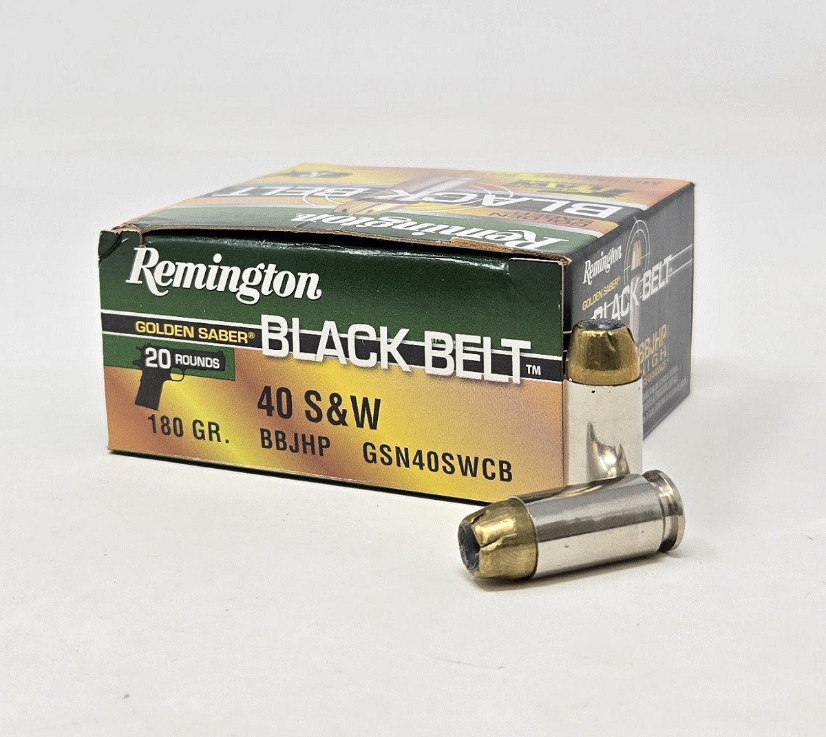 40 S&W Ammo - Remington Ammo Golden Saber Black Belt Bonded Brass JHP Remington Golden Saber Black Belt Bonded Brass JHP Ammo