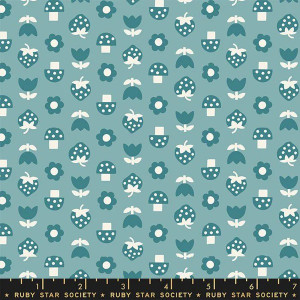 LUCKY LAST PIECE | Strawbitties in Turquoise | Picture Book by Kimberly Kight | per 55cm