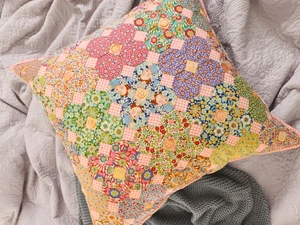 Idyllic Bloom Cushion Pattern with EPP Papers & Templates