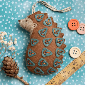 Folk Hedgehog Felt Craft Mini Kit