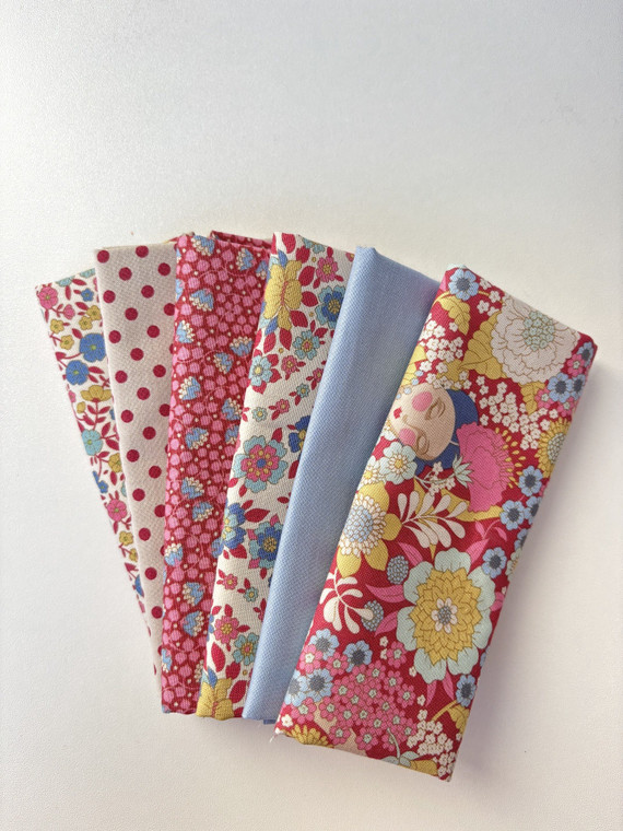 Heirloom Blooms Fat Eighth Bundle | 6pcs