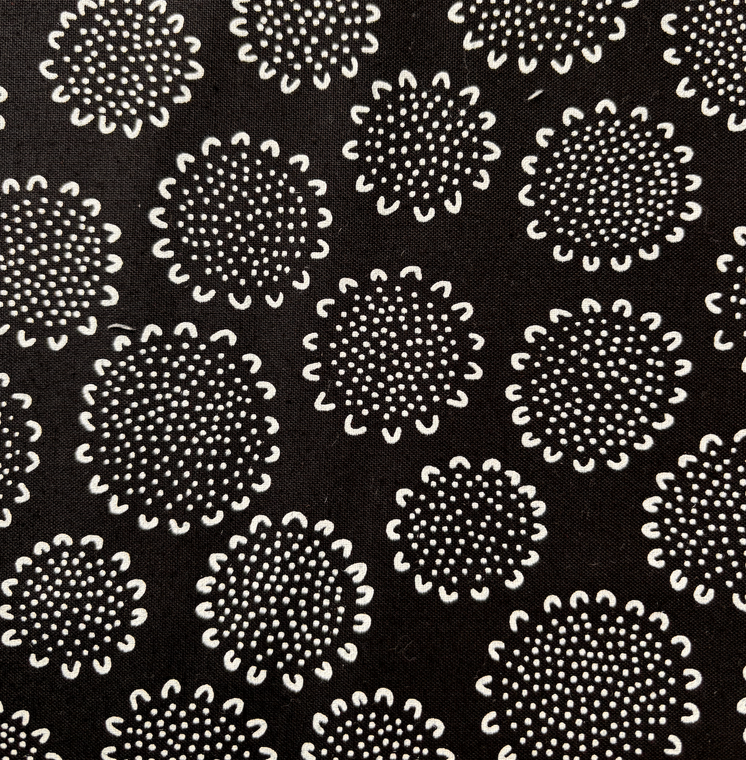 Blueberry Park in Black | Robert Kaufman | per 10 cm