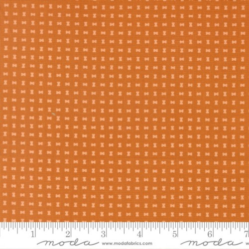 Spools in Pumpkin | Scenery by Elizabeth Hartman | per 10cm