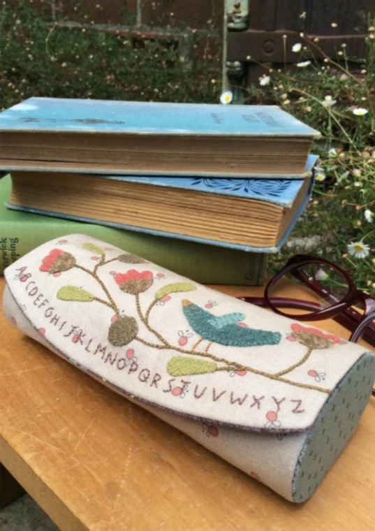 Briar Rose Case Pattern | Hatched & Patched